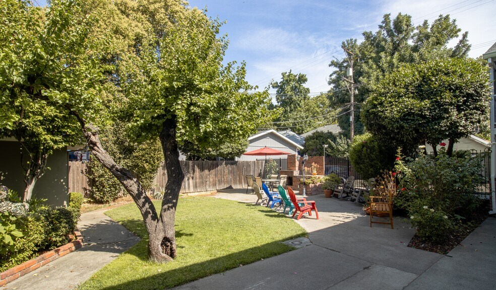 More Photos Of 2811 F St, Sacramento Apartments For Sale