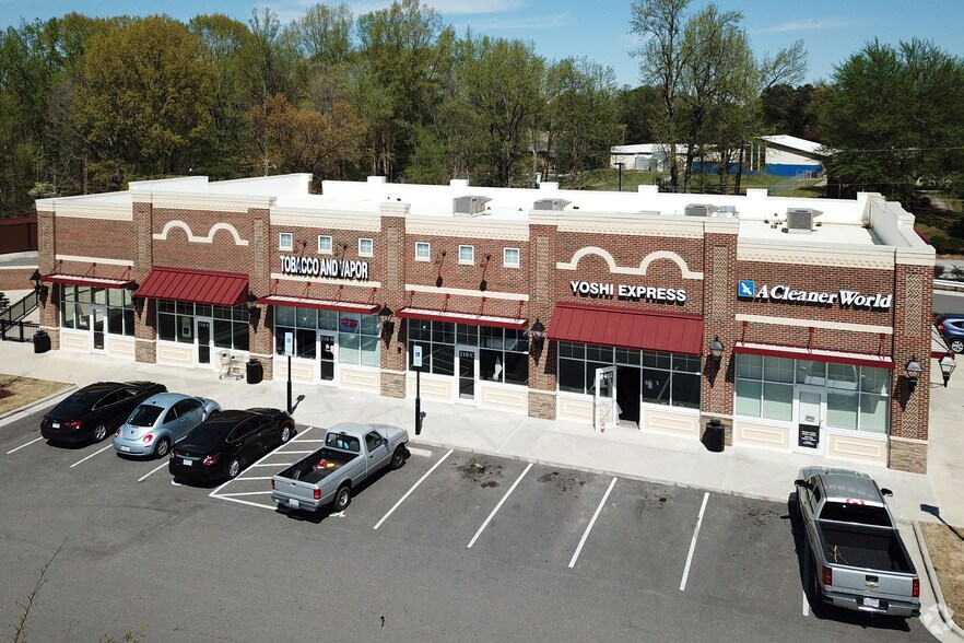 More Photos Of 220 Market View Dr, Kernersville Unknown For Lease