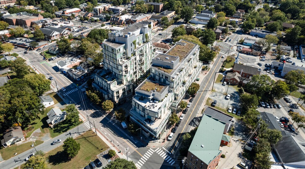 More Photos Of 601 W Rosemary St, Chapel Hill Apartments For Lease