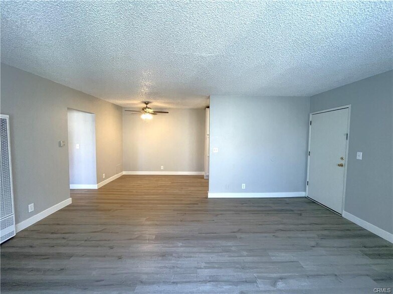 More Photos Of 13717 Chadron Ave, Hawthorne Apartments For Sale