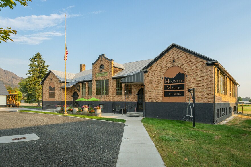 More Photos Of 508 E Main Ave, Chewelah Office For Sale