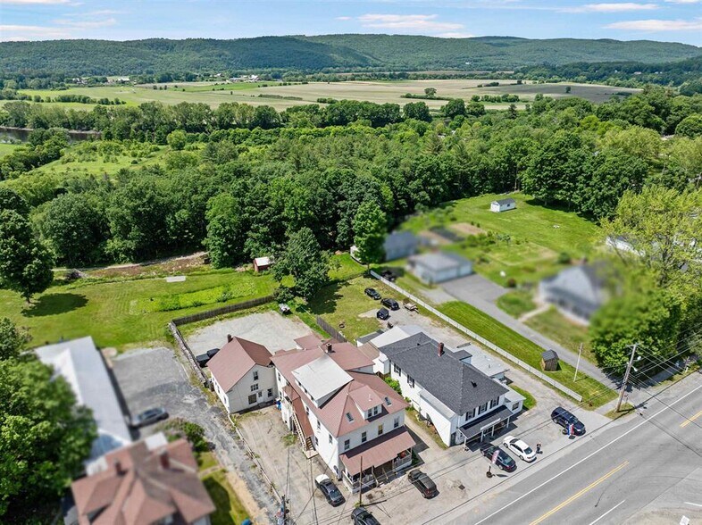 More Photos Of 2733 Dartmouth College, North Haverhill Apartments For Sale