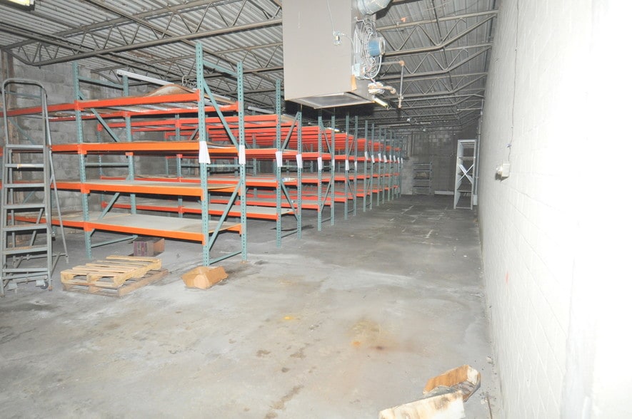 More Photos Of 1025 N Keowee St, Dayton Warehouse For Sale