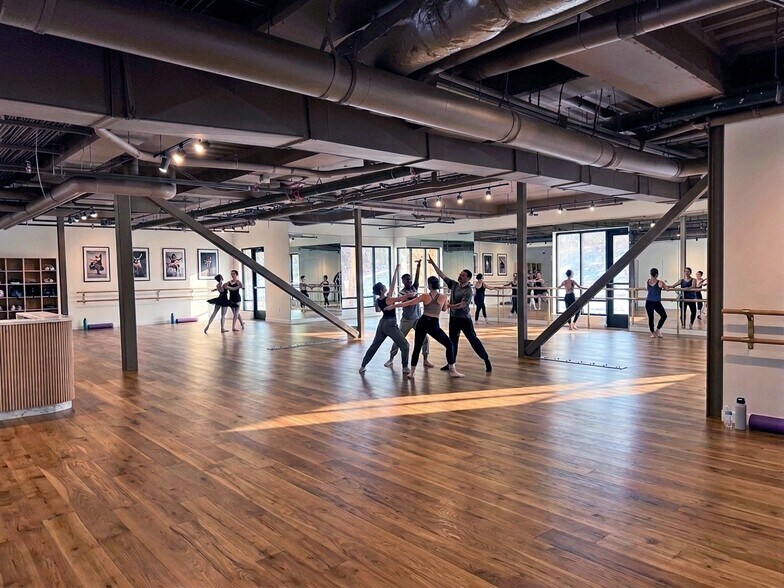 More Photos Of 80 W Main St, Frisco Apartments For Sale