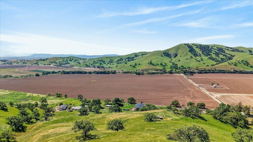 More Photos Of 0 Walnut Ave, Hollister Land For Sale