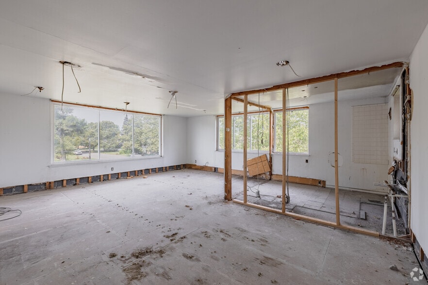 More Photos Of 14420-14440 Frankfort St, Detroit Apartments For Sale