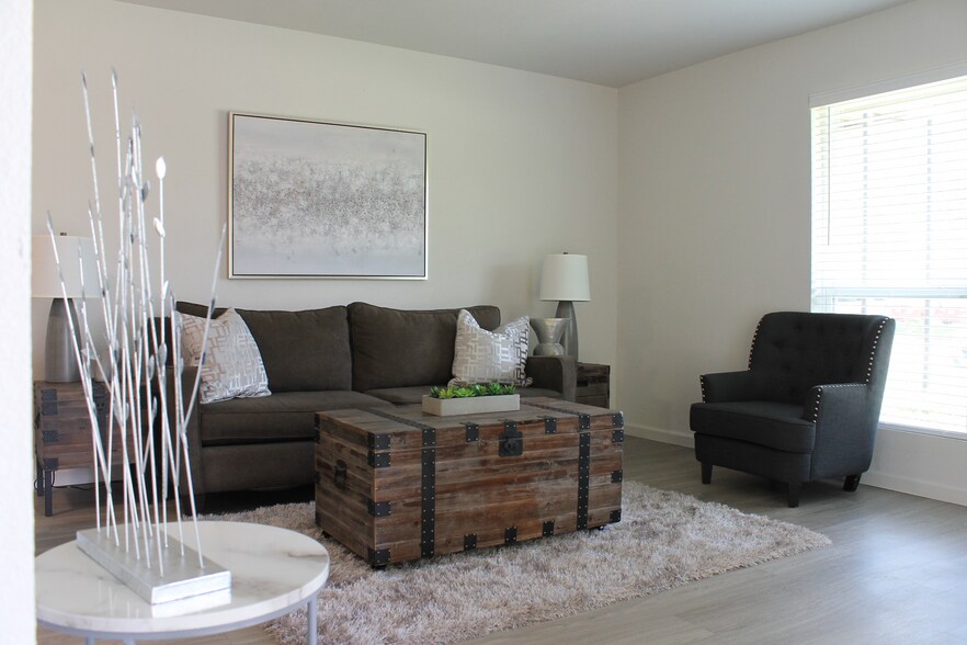More Photos Of 3619 Texas St, Lake Charles Apartments For Sale