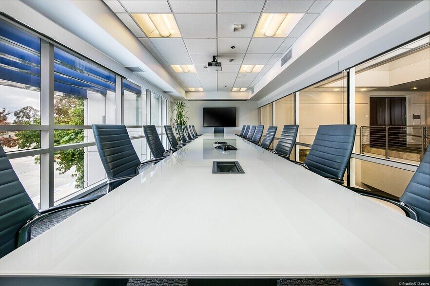 More Photos Of 3545-3575 John Hopkins Ct, San Diego Research And Development For Lease