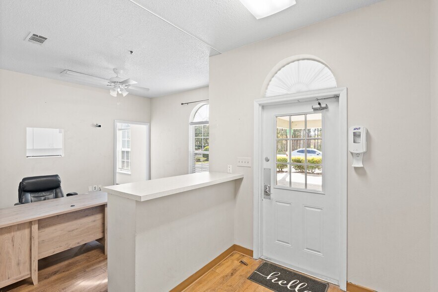 More Photos Of 45 South Shore Dr, Miramar Beach Storefront Retail Office For Lease