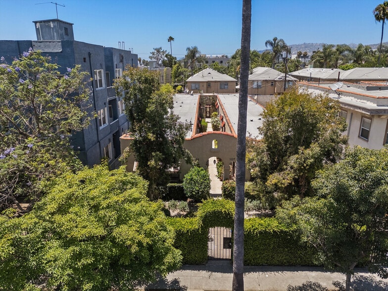 More Photos Of 1135-1137 Lodi Pl, Los Angeles Apartments For Sale