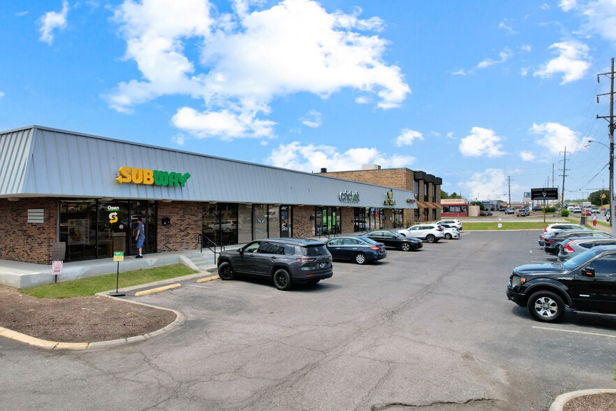 Primary Photo Of 907 Rivergate Pky, Goodlettsville Unknown For Lease