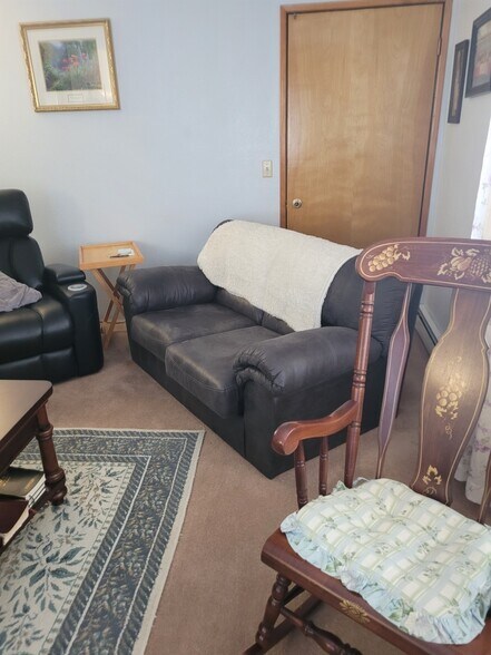 More Photos Of 205 A St, Fairbanks Hotel For Sale