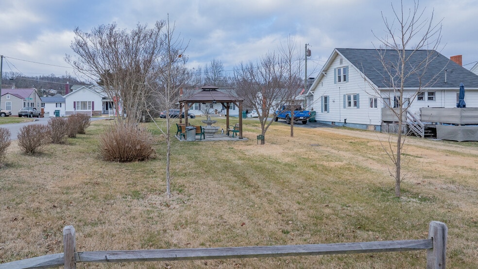 More Photos Of 1941 Euclid Ave, Bristol Medical For Sale
