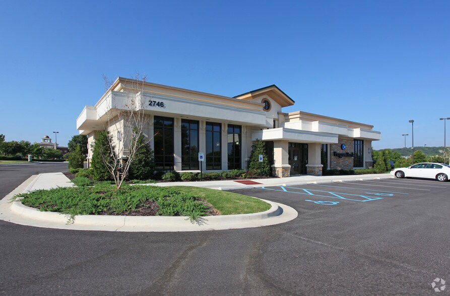 More Photos Of 2750 Carl T Jones Dr SE, Huntsville Unknown For Lease