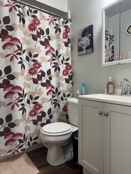 More Photos Of 374 Lynn Dr, Manteno Apartments For Sale