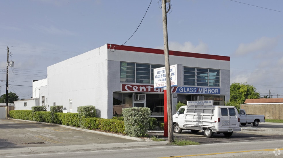 More Photos Of 5888 Johnson St, Hollywood Light Manufacturing For Lease