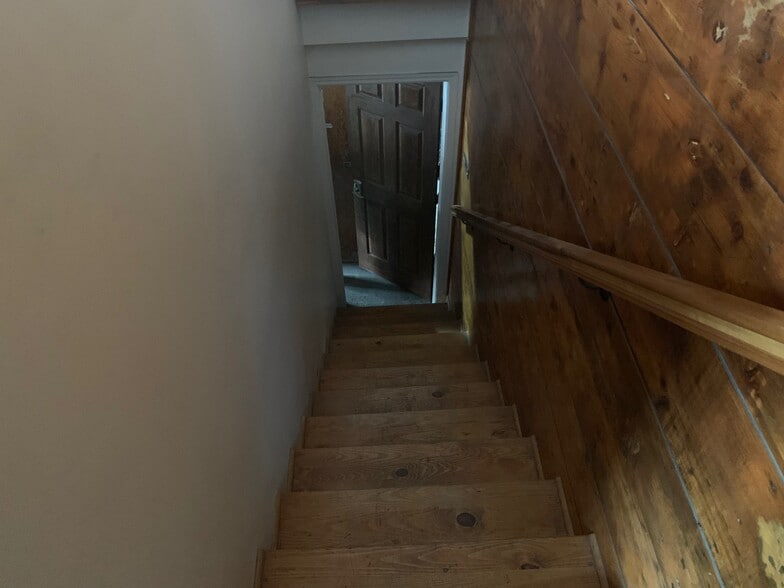 More Photos Of 85 North Rd, Highland Refrigeration Cold Storage For Lease