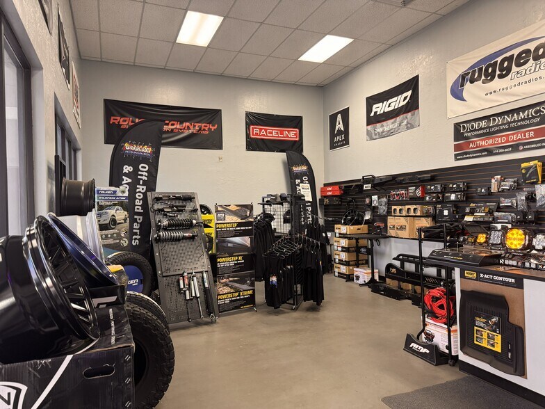 More Photos Of 255 E Southern Ave, Mesa Storefront For Lease