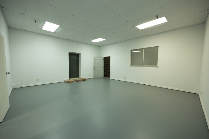 More Photos Of 1400 N C St, Sacramento Warehouse For Lease