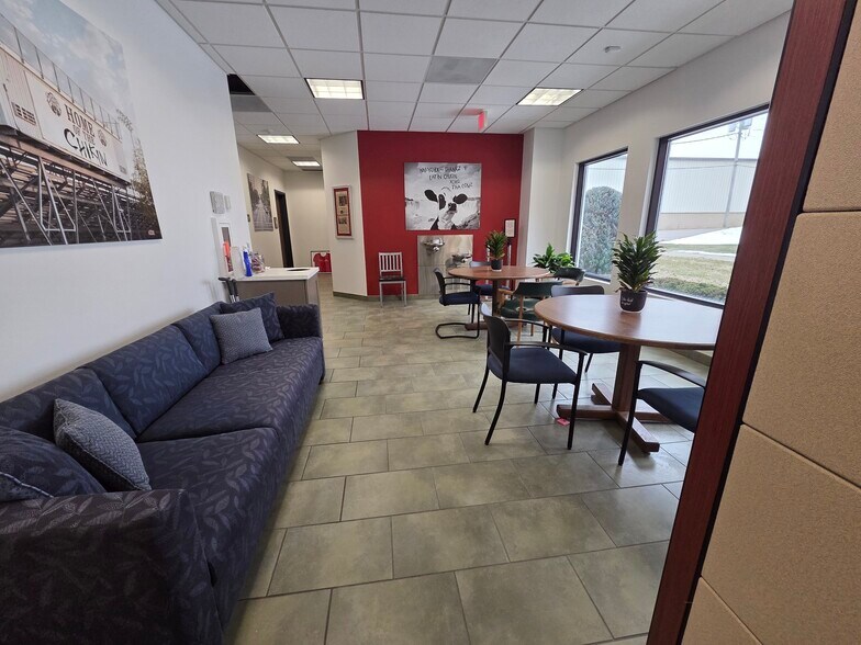 More Photos Of 37 Anderson Rd, Buffalo Medical For Sale