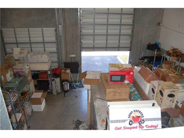 More Photos Of 1011-1039 NW 31st Ave, Pompano Beach Manufacturing For Lease