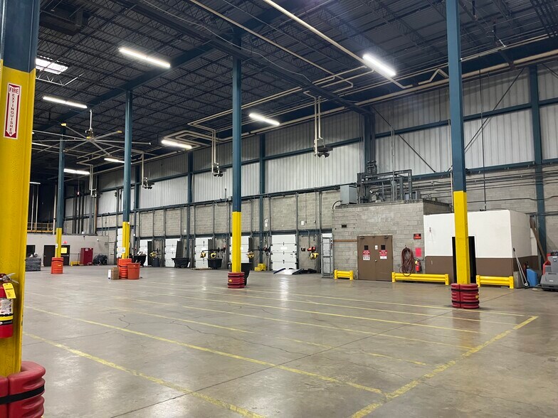 More Photos Of 905 Wheeler Way, Langhorne Warehouse For Lease