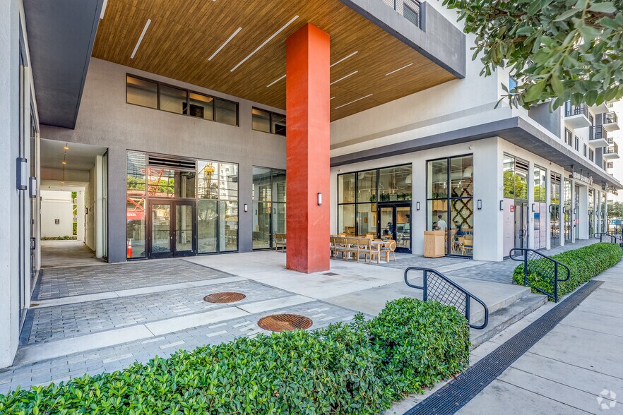 More Photos Of 221 SW 12th St, Miami Apartments For Lease