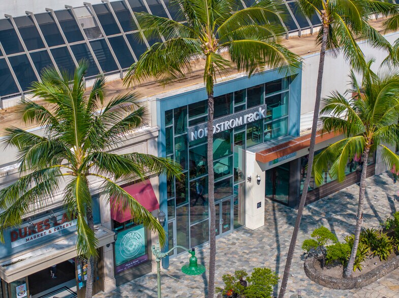 More Photos Of 2255 Kuhio Ave, Honolulu Hotel For Lease