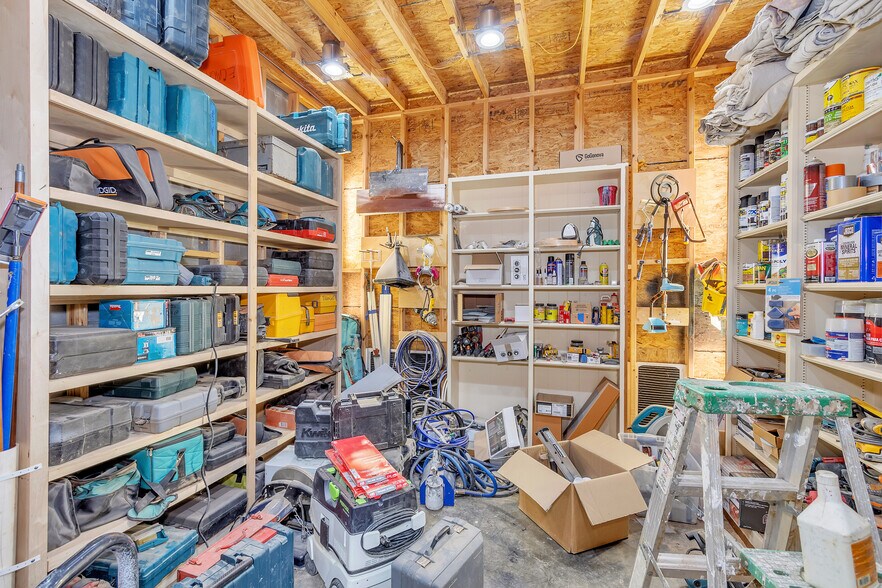 More Photos Of 1827 Killingsworth Rd, Augusta Warehouse For Lease