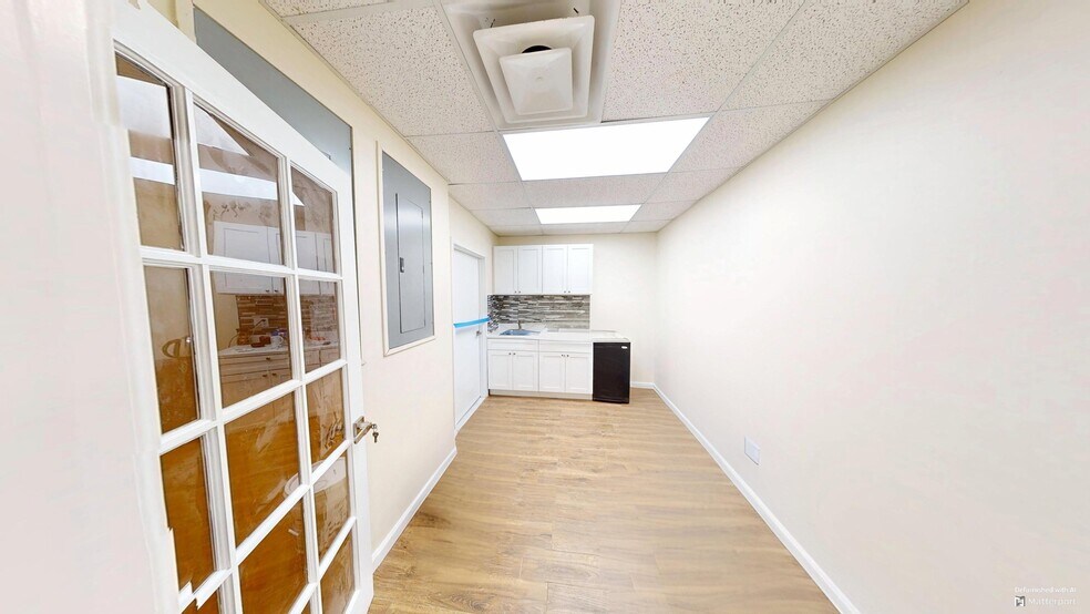 More Photos Of 1723 E 12th St, Brooklyn Medical For Lease