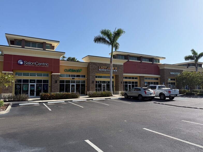 More Photos Of 2080-2094 Gulf To Bay Blvd, Clearwater General Retail For Lease