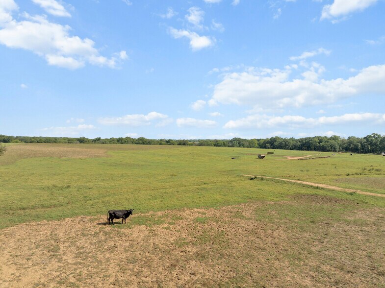 More Photos Of 4480 Memorial Rd, Lone Grove Land For Sale