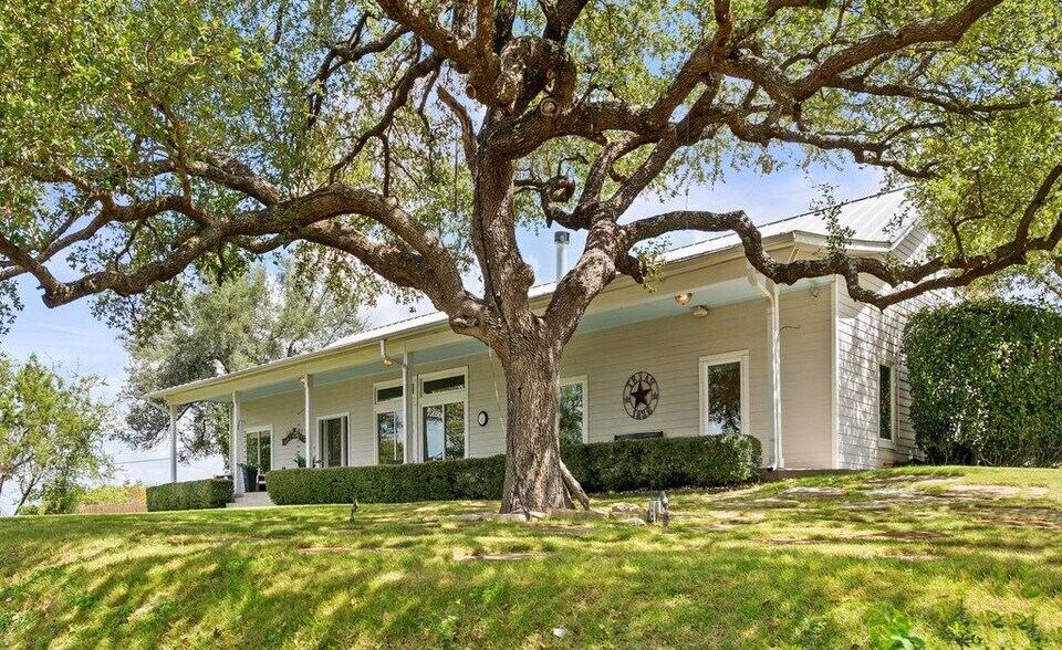 More Photos Of 4607 R O Dr, Spicewood Lodge Meeting Hall For Sale
