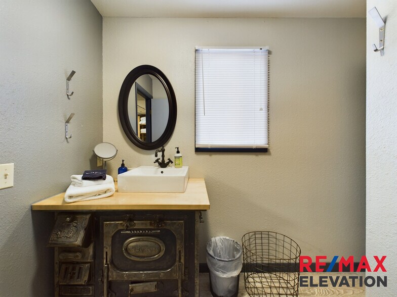 More Photos Of 1128 12th St, Cody Restaurant For Sale