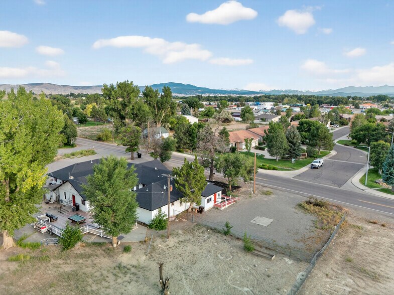 More Photos Of 2091 Locust Rd, Montrose Apartments For Sale