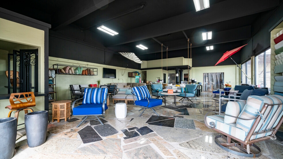 More Photos Of 1810 E Washington St, Phoenix Auto Salvage Facility For Sale