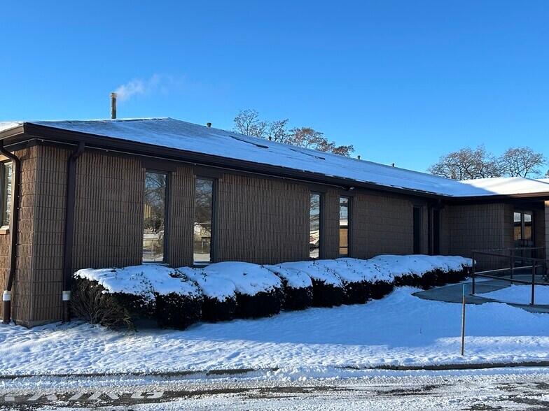 More Photos Of 2211 Lyell Ave, Rochester Office For Sale