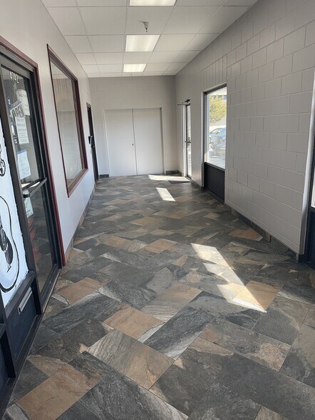 More Photos Of 4794 N Virginia St, Reno Storefront Retail Office For Lease