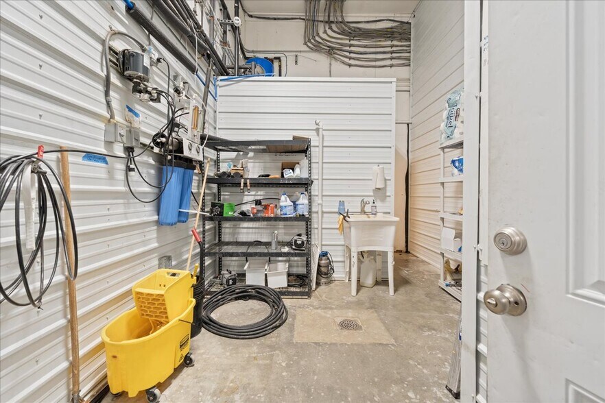 More Photos Of 2145 Richardson Hwy, North Pole Industrial For Sale