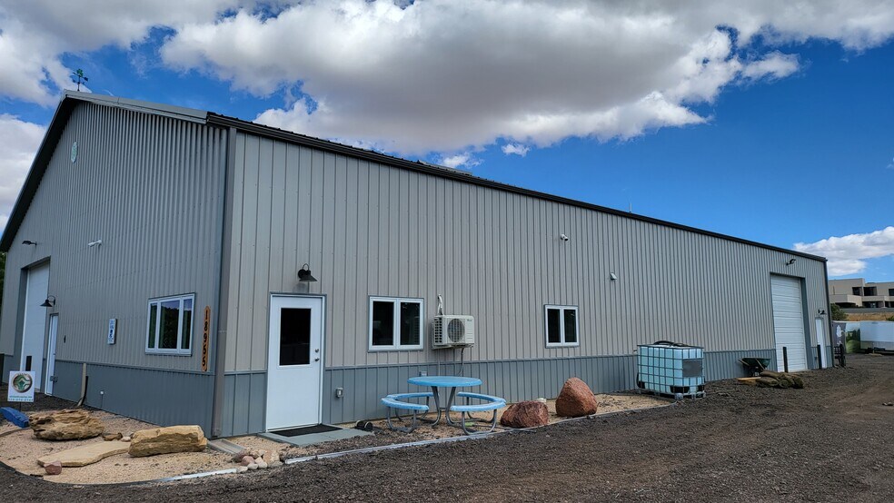 More Photos Of 18955 Beacon Lite Rd, Monument Warehouse For Sale