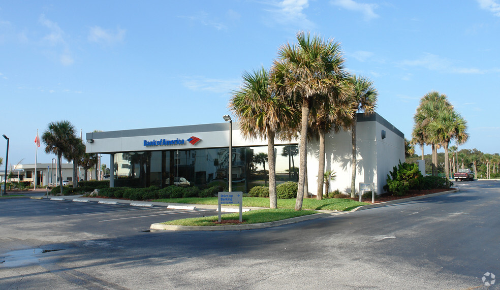 Primary Photo Of 3046 S Atlantic Ave, Daytona Beach Bank For Lease