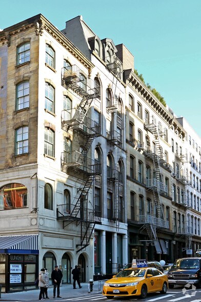 More Photos Of 110 Reade St, New York Apartments For Lease