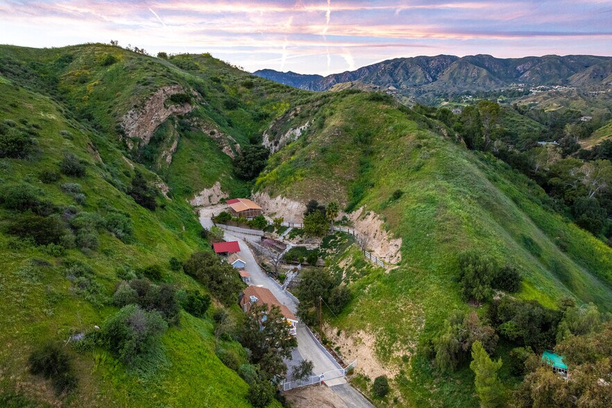 More Photos Of 12141 Wildwood Trl, Kagel Canyon Specialty For Sale