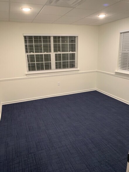More Photos Of 1338 Timberlane Rd, Tallahassee Office For Lease