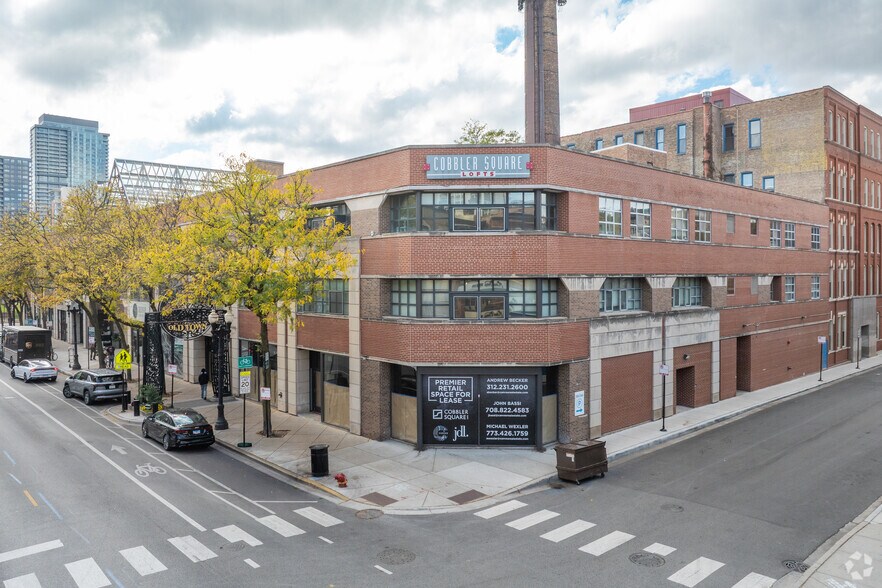 More Photos Of 1350 N Wells St, Chicago Apartments For Lease