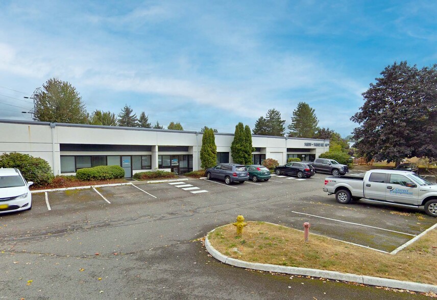 Primary Photo Of 14570-14592 NE 95th St, Redmond Warehouse For Lease