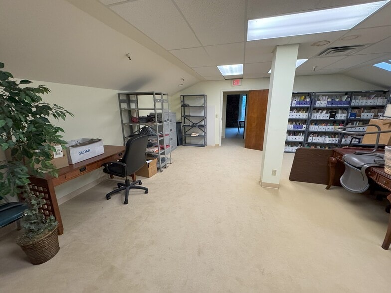 More Photos Of 1800 S Jackson Ave, Tulsa Office For Sale