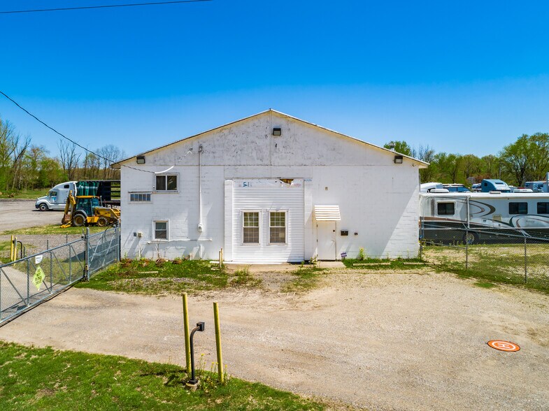 More Photos Of 127 Basin St, Hebron Warehouse For Sale