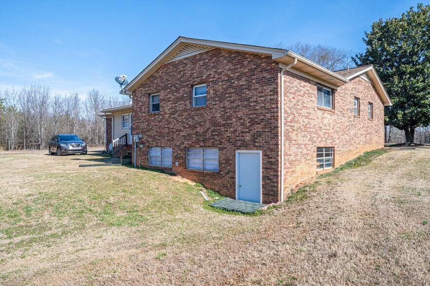 More Photos Of 603 Tribal Rd, Blacksburg Land For Sale