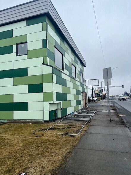 More Photos Of 1421 N Division St, Spokane General Retail For Sale